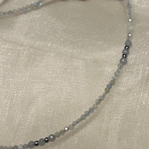 Morganite e Calcedónia Colar