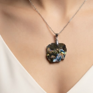 Labradorite Pendente