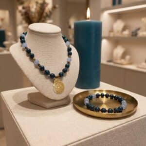 Apatite Azul e Caledonia Colar